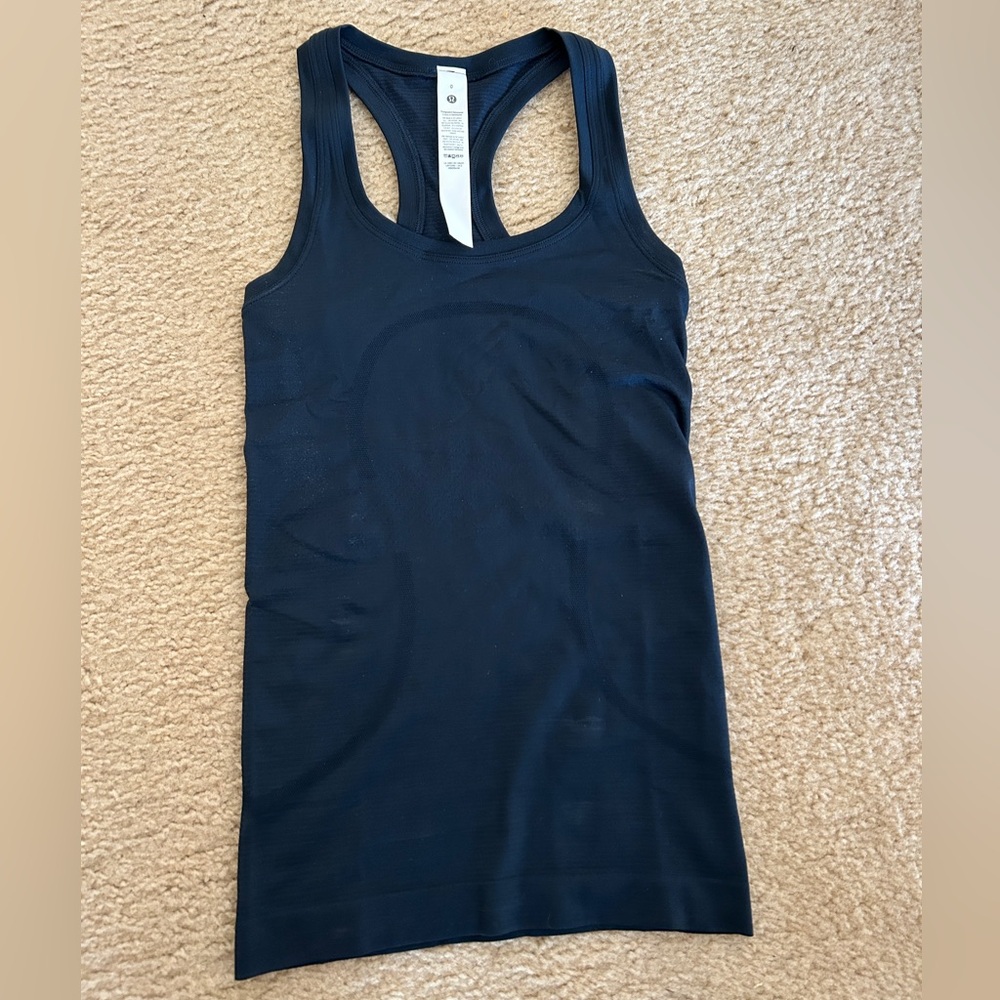 NWT Lululemon Swiftly Tech Racerback Tank 2.0 True Navy Size 0 Waist Length